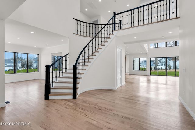 246 Sunnyside Road, Lincroft, NJ 07738