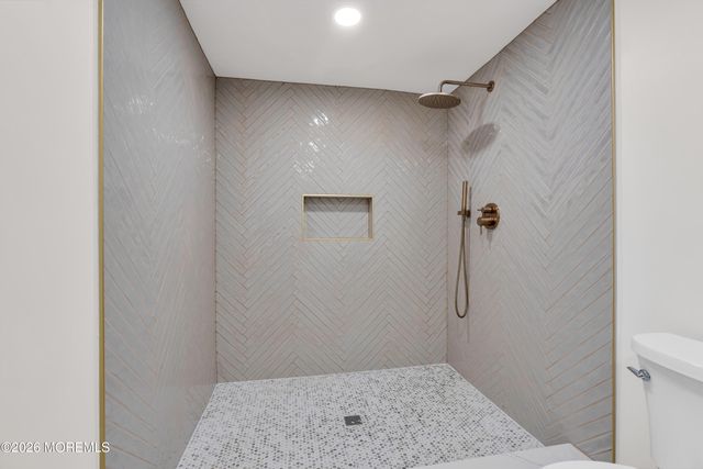 246 Sunnyside Road, Lincroft, NJ 07738