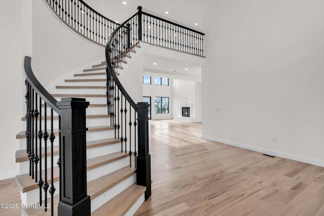 246 Sunnyside Road, Lincroft, NJ 07738