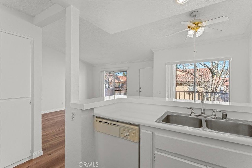 Image 10 of property listing at 1015 Margarita D202, Corona, CA 92879