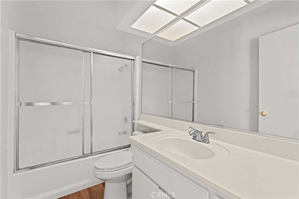 Image 12 of property listing at 1015 Margarita D202, Corona, CA 92879