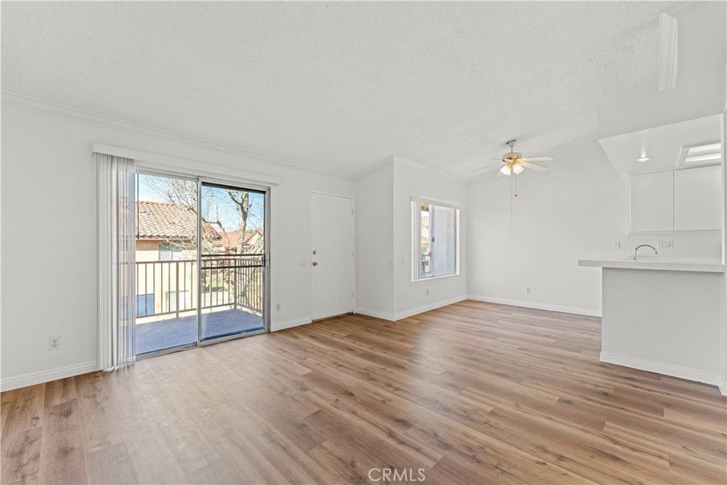 Image 3 of property listing at 1015 Margarita D202, Corona, CA 92879