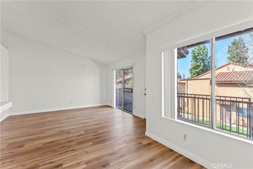 Image 7 of property listing at 1015 Margarita D202, Corona, CA 92879