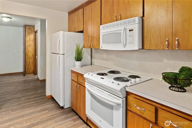 24710 217th Avenue SE, Maple Valley, WA 98038