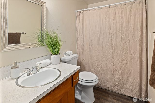 24710 217th Avenue SE, Maple Valley, WA 98038