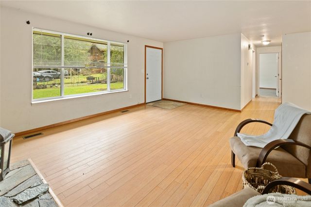 24710 217th Avenue SE, Maple Valley, WA 98038