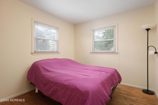 560 Bradley Boulevard, Toms River, NJ 08753