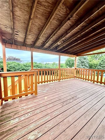 6834 Nettle Creek Drive, Evans, NY 14047