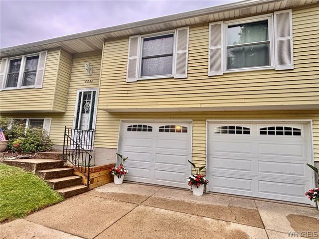 6834 Nettle Creek Drive, Evans, NY 14047