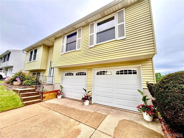 6834 Nettle Creek Drive, Evans, NY 14047