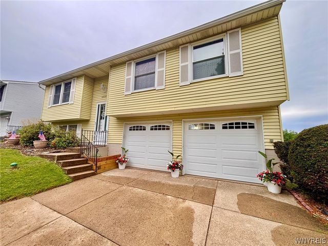 6834 Nettle Creek Drive, Evans, NY 14047