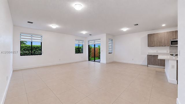15811 SW 136th Ter, Miami, FL 33196