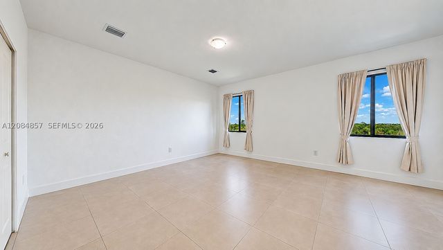 15811 SW 136th Ter, Miami, FL 33196