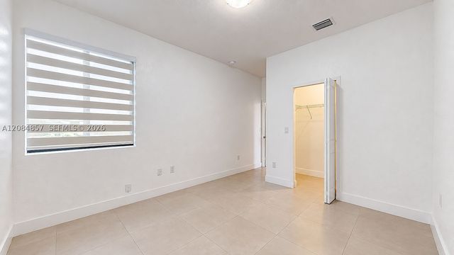 15811 SW 136th Ter, Miami, FL 33196