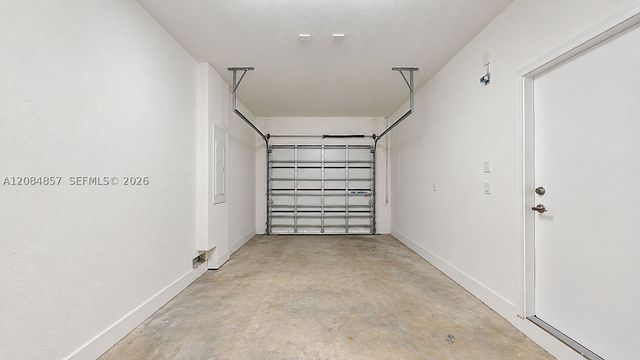 15811 SW 136th Ter, Miami, FL 33196