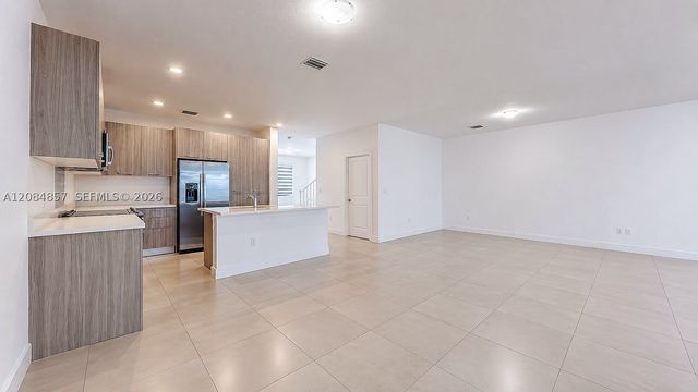 15811 SW 136th Ter, Miami, FL 33196