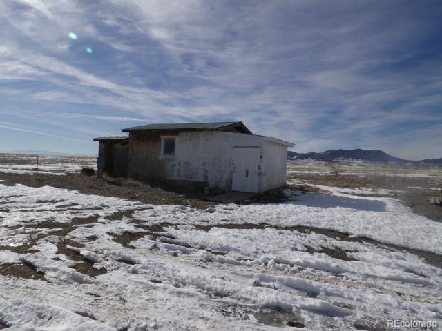 59505 County Road GG, Moffat, CO 81143