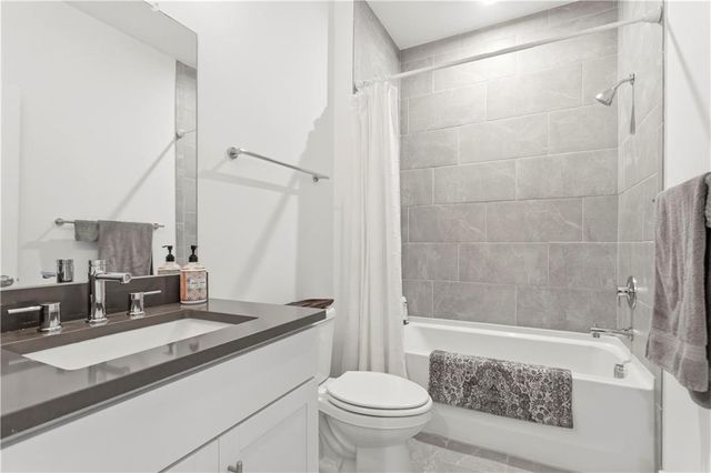1501 Cobalt Drive NW, Atlanta, GA 30318