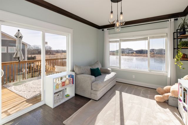 9440 Rushbrook Drive, Johnston, IA 50131