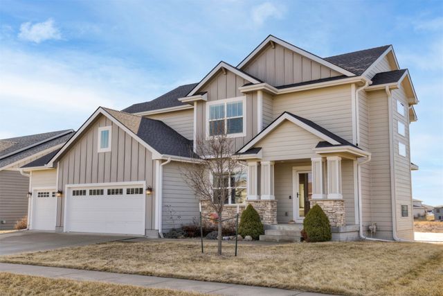 9440 Rushbrook Drive, Johnston, IA 50131