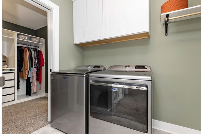 9440 Rushbrook Drive, Johnston, IA 50131