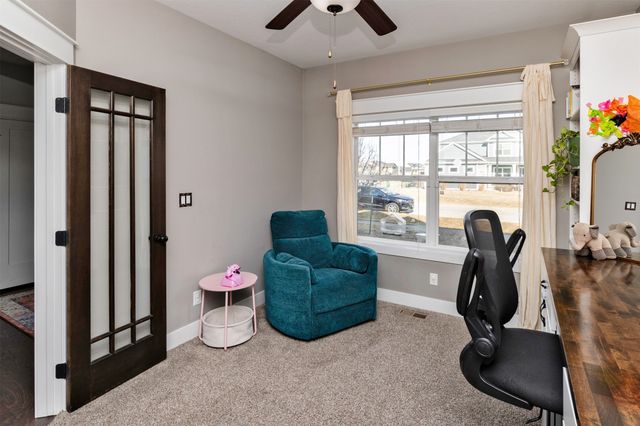 9440 Rushbrook Drive, Johnston, IA 50131