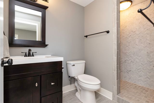 9440 Rushbrook Drive, Johnston, IA 50131