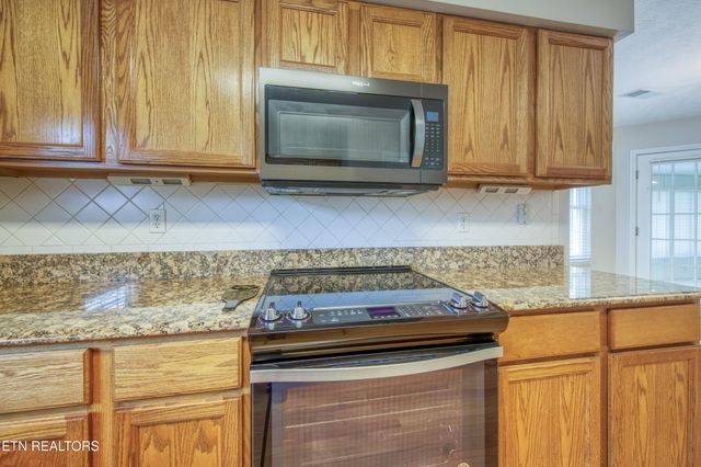 2024 Wayside Rd, Knoxville, TN 37931