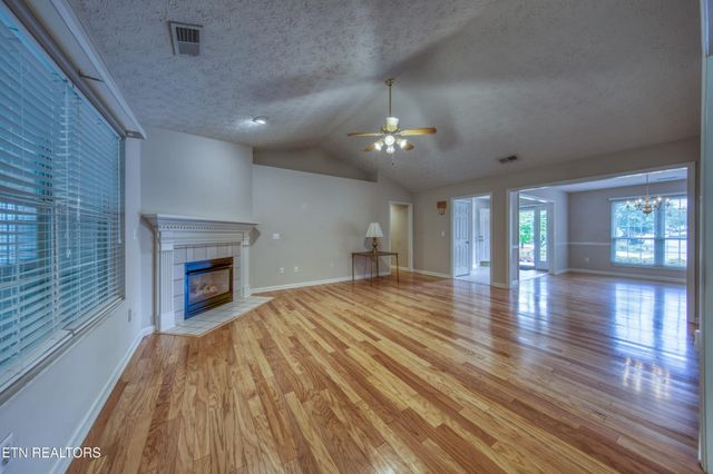 2024 Wayside Rd, Knoxville, TN 37931