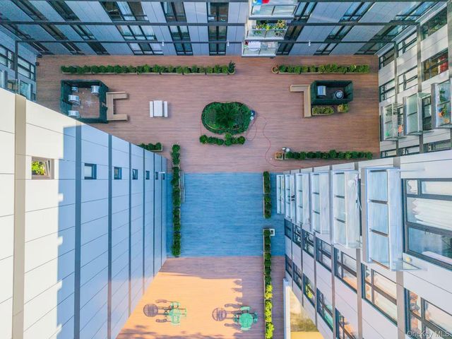 144-27 Sanford Avenue 8O, Flushing, NY 11355