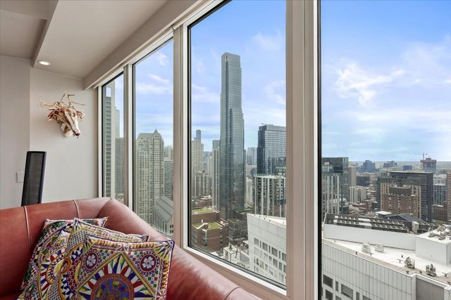 57 E Delaware Place 3804, Chicago, IL 60611