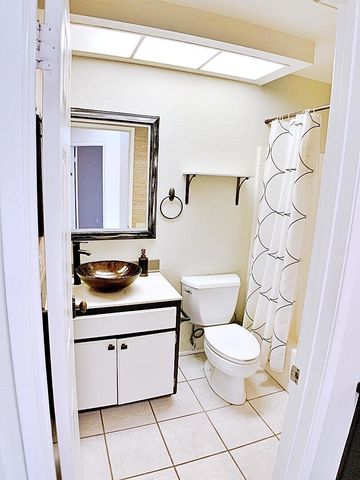 49035 Serenata Court, La Quinta, CA 92253