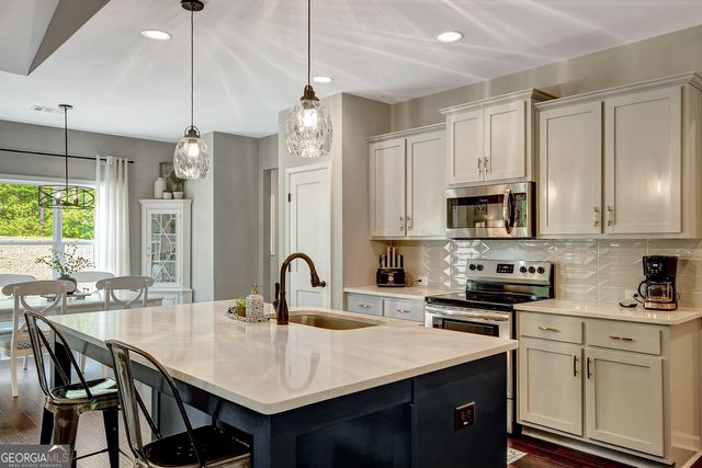 1253 Perkins Road, Hogansville, GA 30230