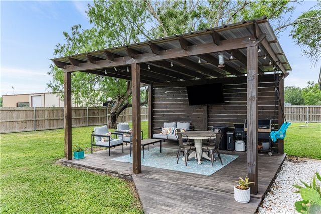 4585 County Road 56, Robstown, TX 78380