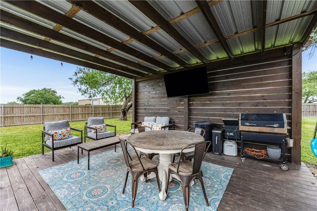 4585 County Road 56, Robstown, TX 78380