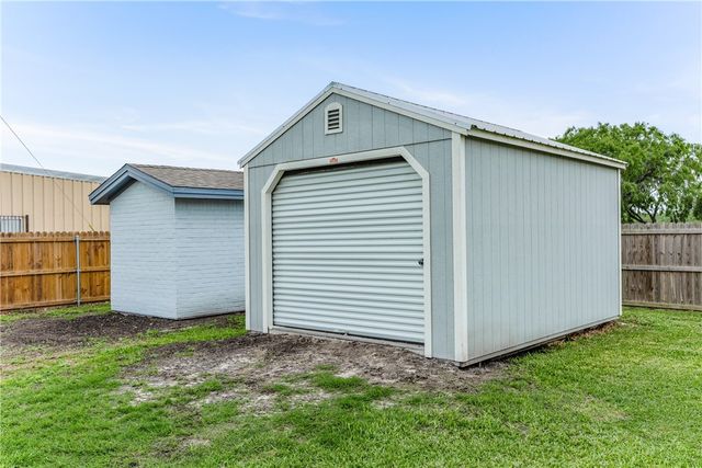 4585 County Road 56, Robstown, TX 78380