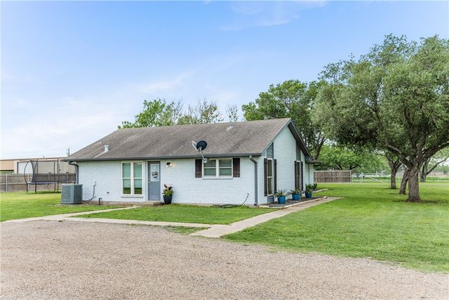 4585 County Road 56, Robstown, TX 78380