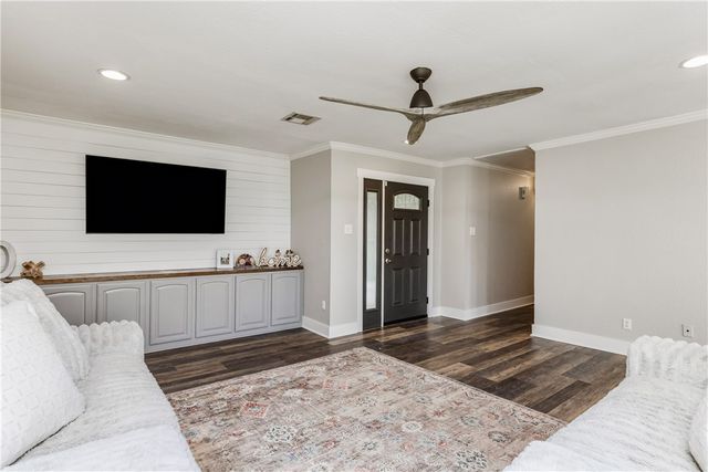 4585 County Road 56, Robstown, TX 78380