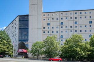 65 Lake Ave 831, Worcester, MA 01604