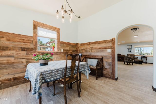 1464 SW Bent Loop, Powell Butte, OR 97753