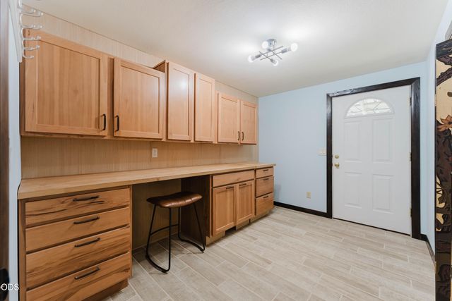 1464 SW Bent Loop, Powell Butte, OR 97753