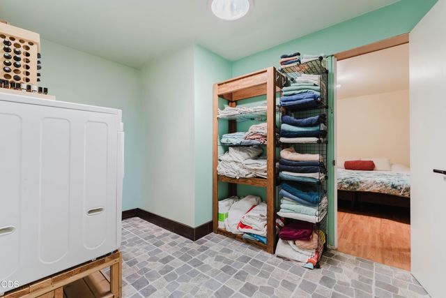 1464 SW Bent Loop, Powell Butte, OR 97753