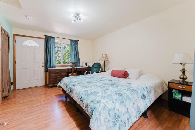 1464 SW Bent Loop, Powell Butte, OR 97753
