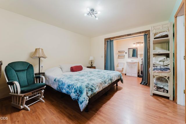 1464 SW Bent Loop, Powell Butte, OR 97753