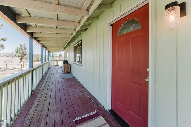 1464 SW Bent Loop, Powell Butte, OR 97753