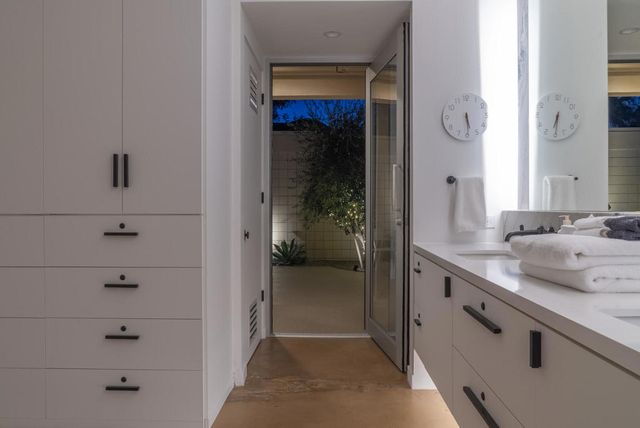 407 Desert Lakes Drive, Palm Springs, CA 92264