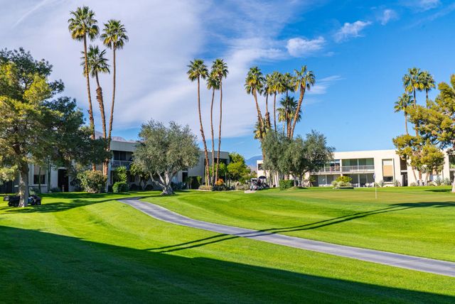 407 Desert Lakes Drive, Palm Springs, CA 92264