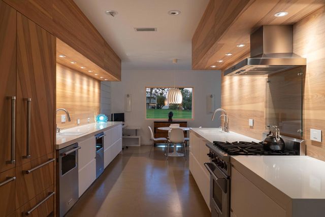 407 Desert Lakes Drive, Palm Springs, CA 92264