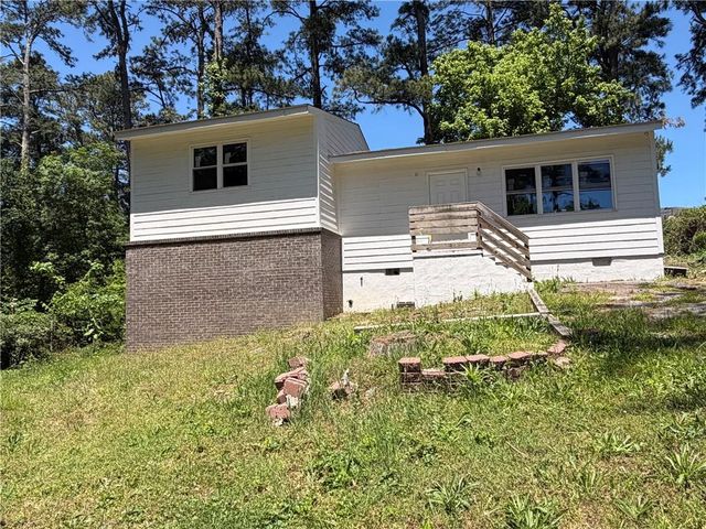 2027 Kenwood Road SE, Smyrna, GA 30082