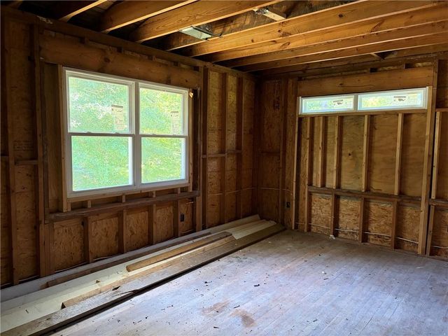 2027 Kenwood Road SE, Smyrna, GA 30082